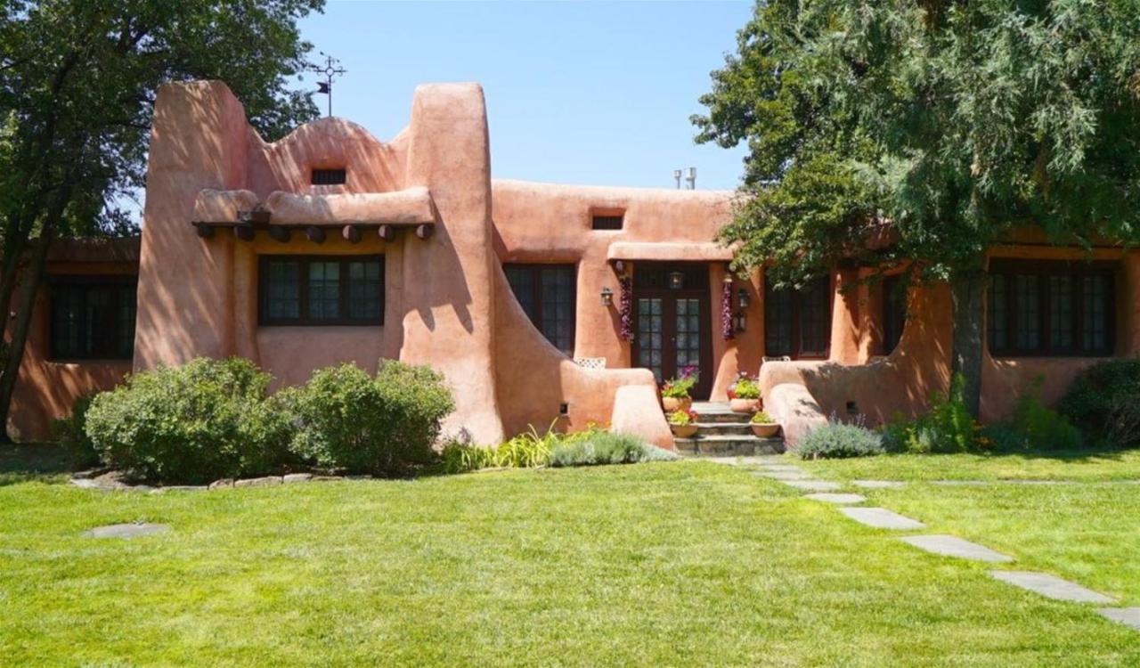 5bd Historic Pink House * Santa Fe
