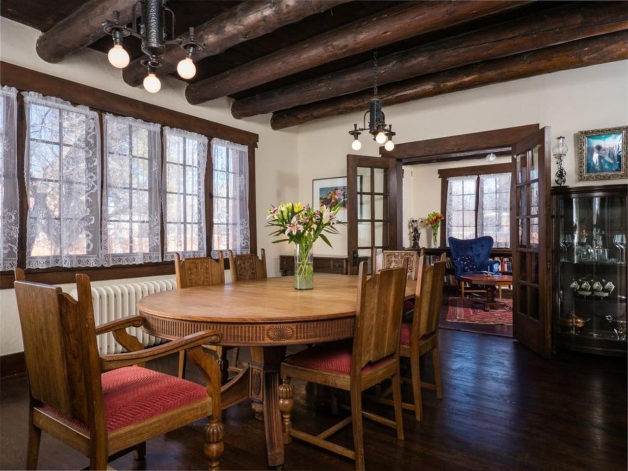 5bd Historic Pink House Holiday home *