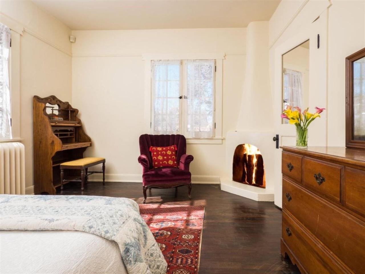 5bd Historic Pink House Holiday home *
