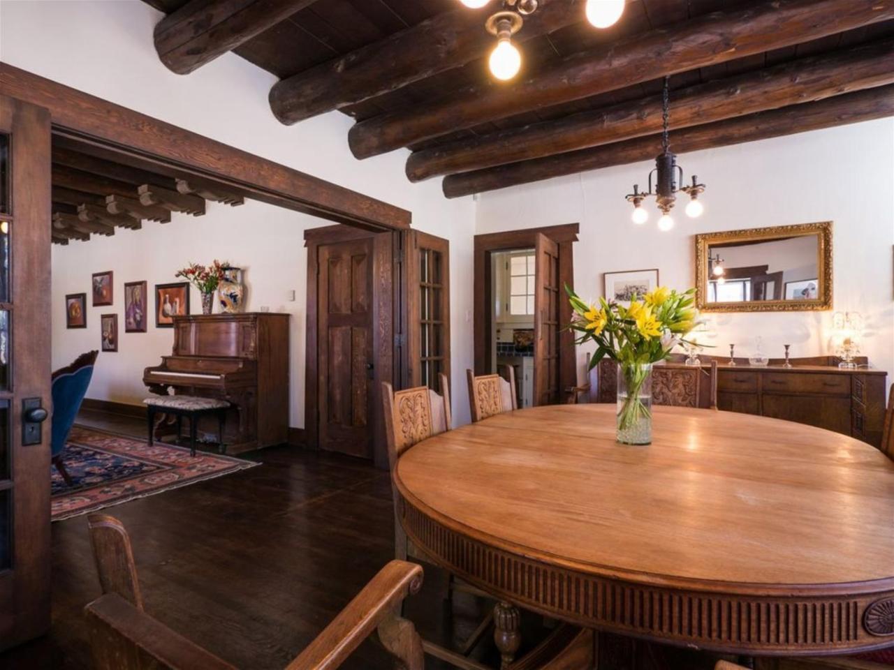 5bd Historic Pink House * Santa Fe